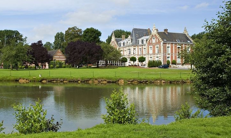 Hôtel Château Tilques in Tilques